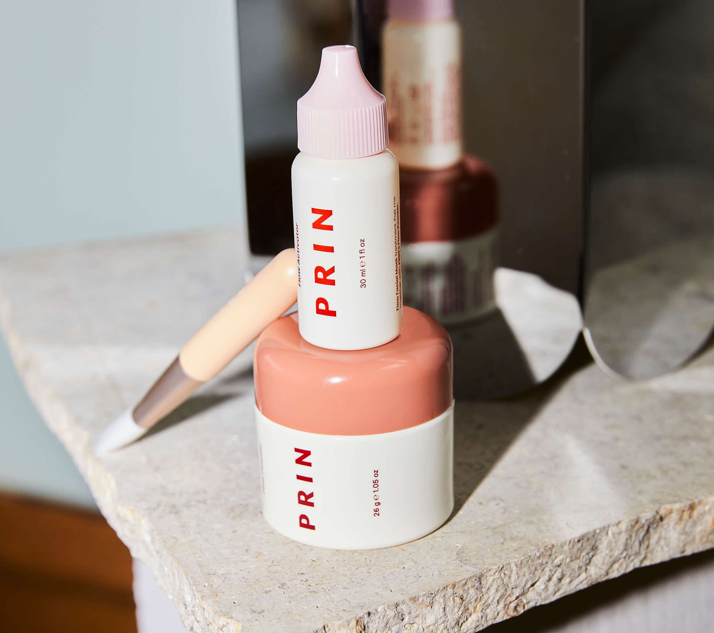 Pry Prin Prin FLOW Facial Application Brush — PRIN Skincare